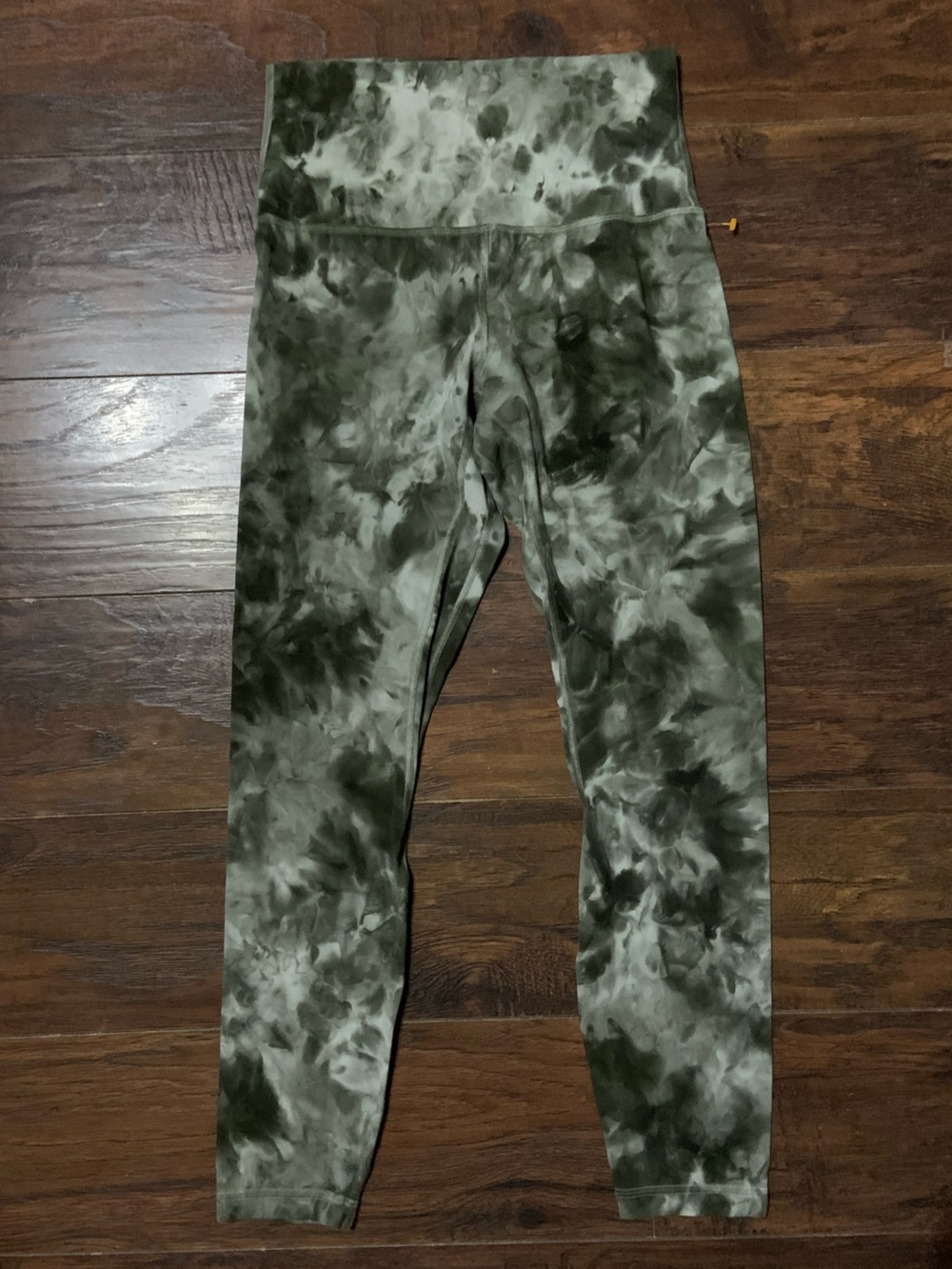 Lululemon Align Diamond Dye Sage Army leggings
